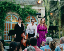 hors-champ = agence artistique